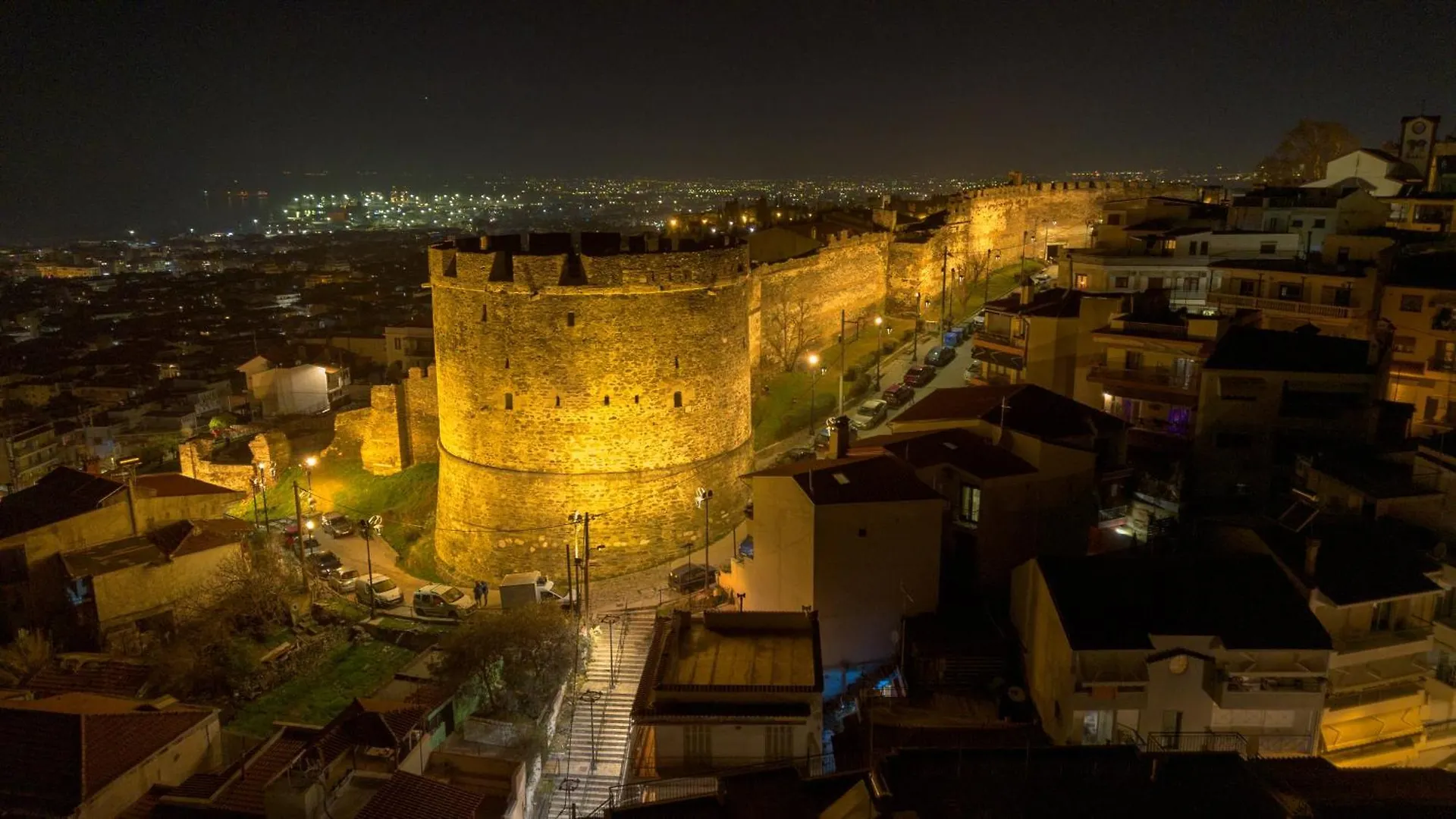 Charis Beyond The Castle Apartment Thessaloniki Greece