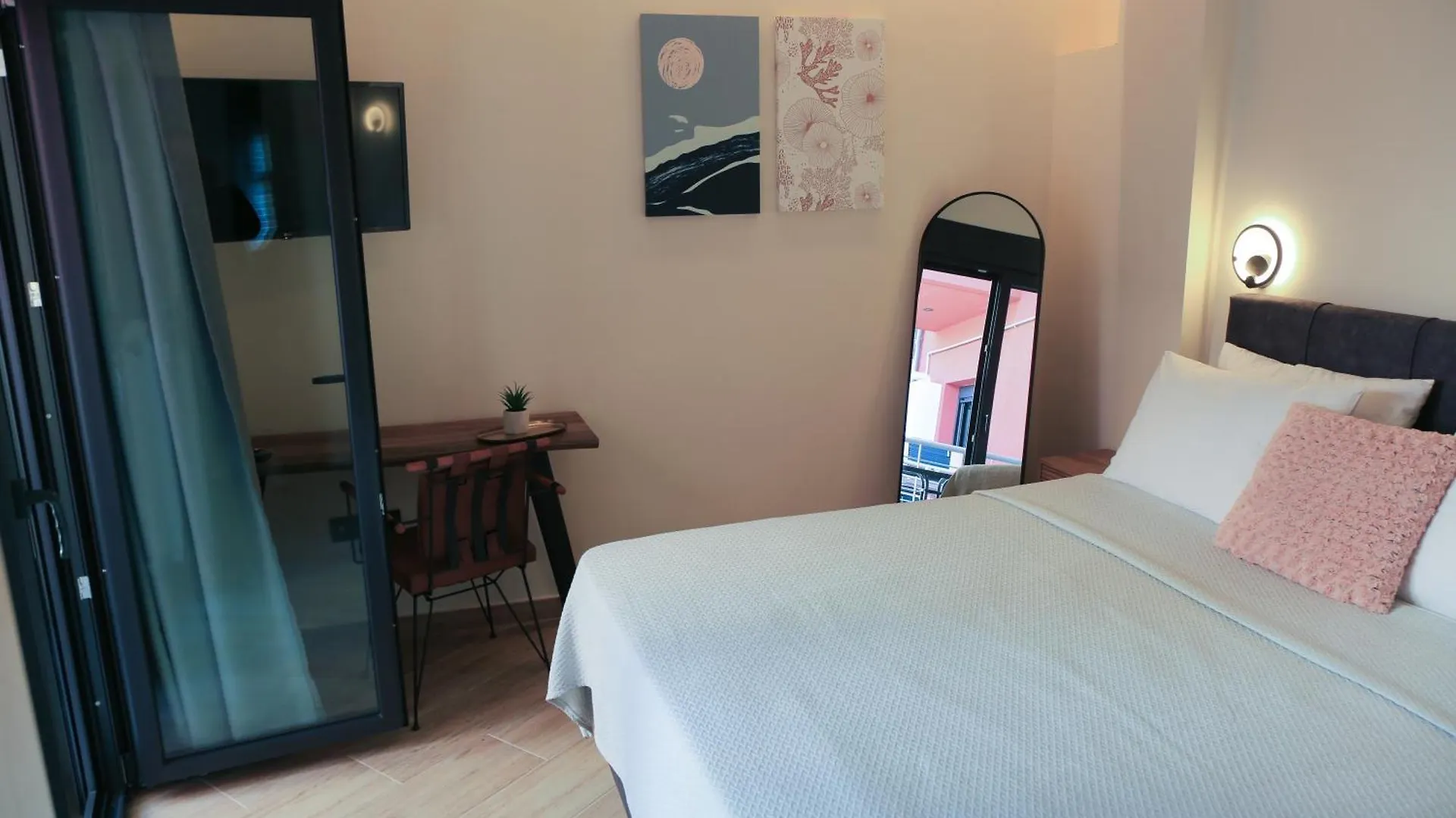 Charis Beyond The Castle Apartment Thessaloniki